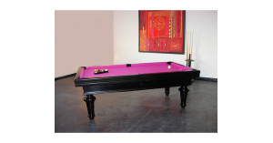Billard avec tapis couleur fuchsia (fushia).